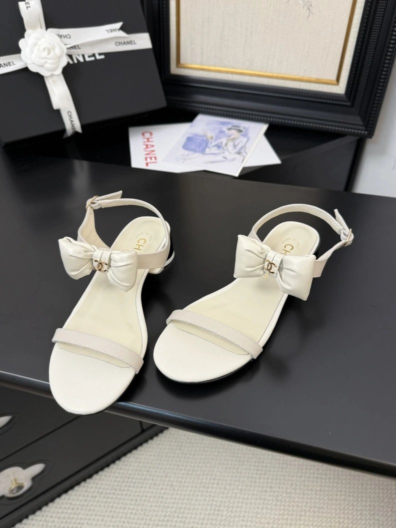 DailyWear Chxnxl Sandals 117456