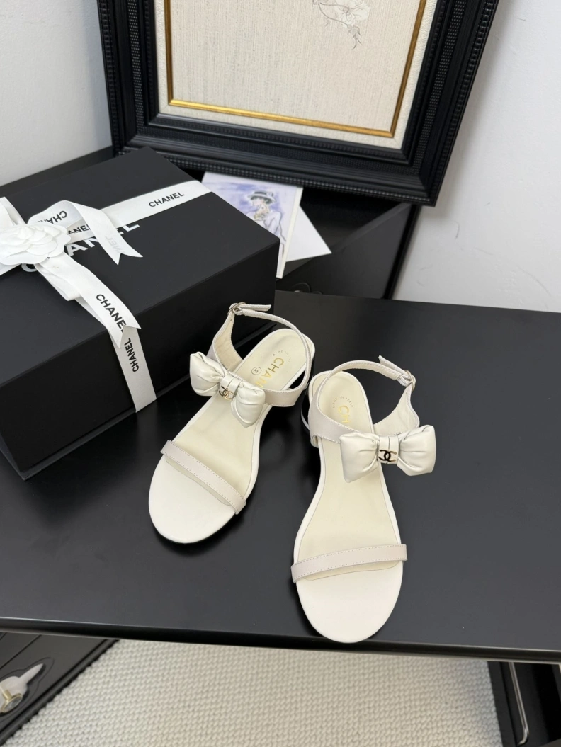 DailyWear Chxnxl Sandals 117456