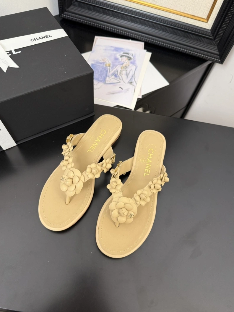 Chxnxl Slippers Bold 117116