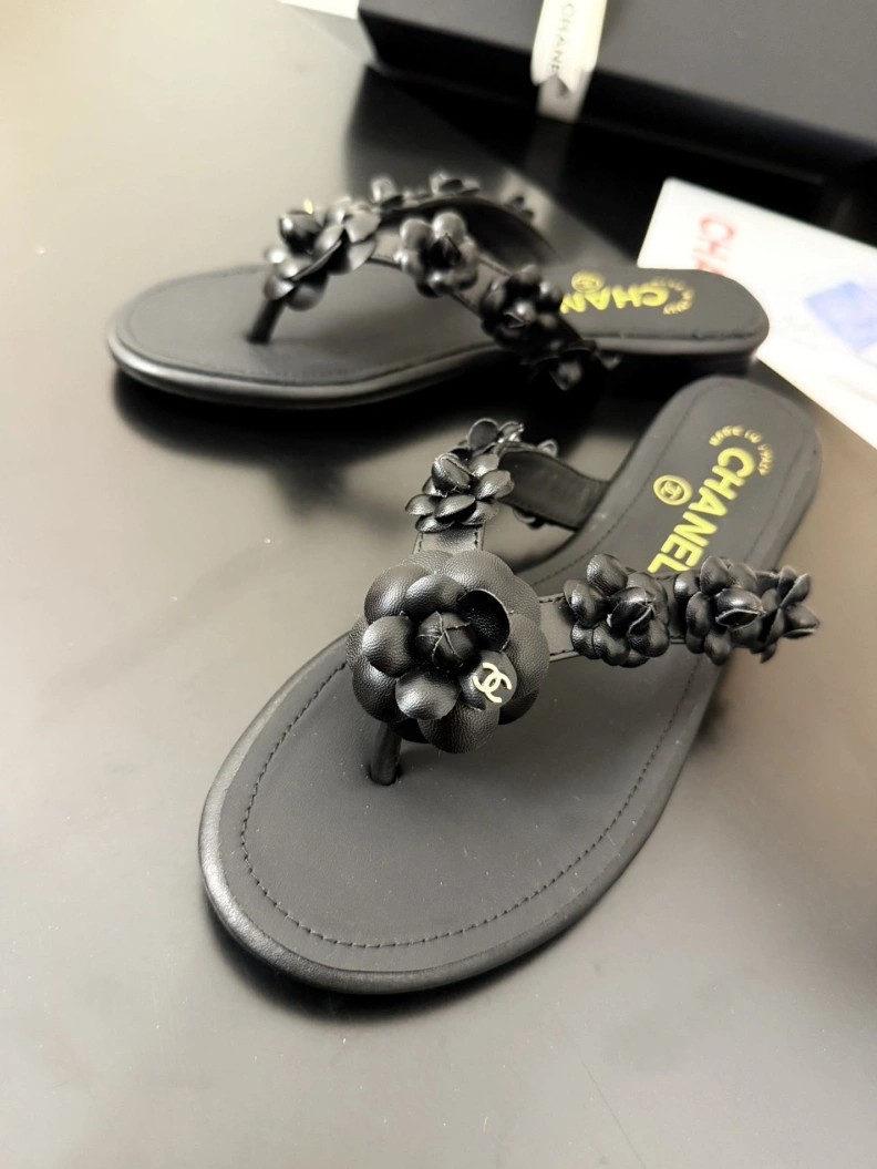 Chxnxl Slippers Vibrant 117106