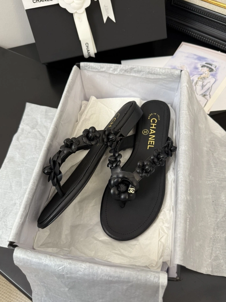 Chxnxl Slippers Vibrant 117106