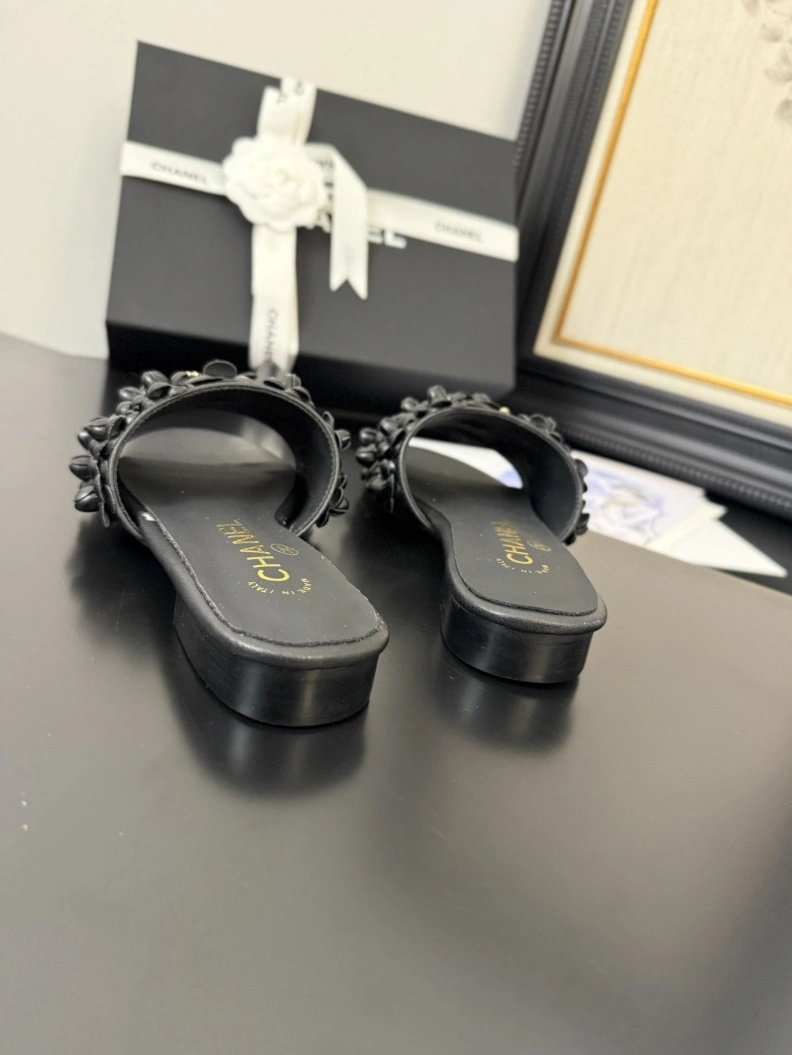 Chxnxl Slippers ModernLook 117110