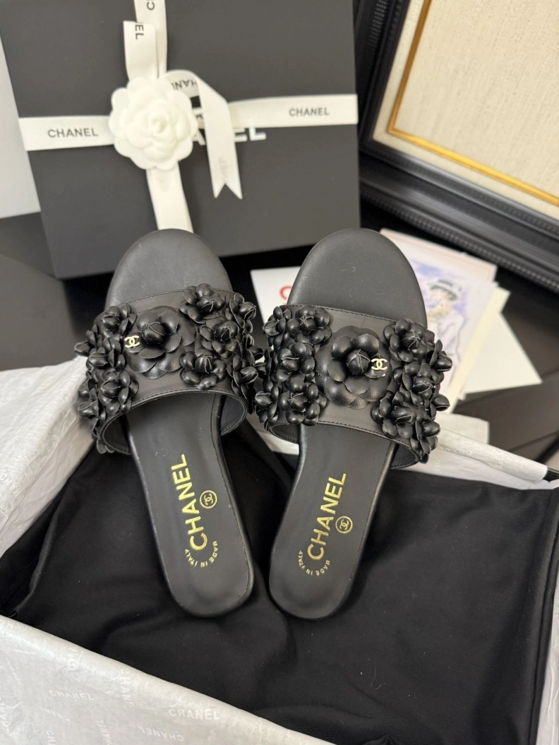 Chxnxl Slippers ModernLook 117110
