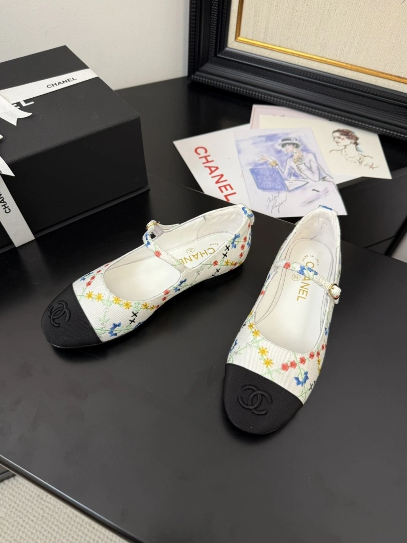 Chxnxl Flat Shoes ModernLook 117650
