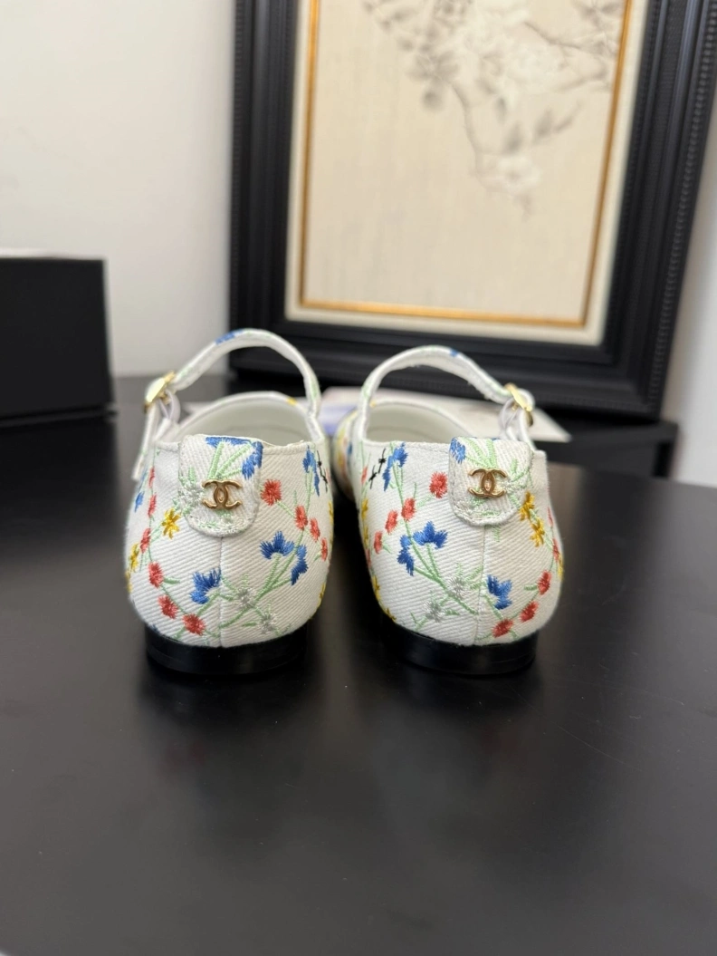 Chxnxl Flat Shoes ModernLook 117650