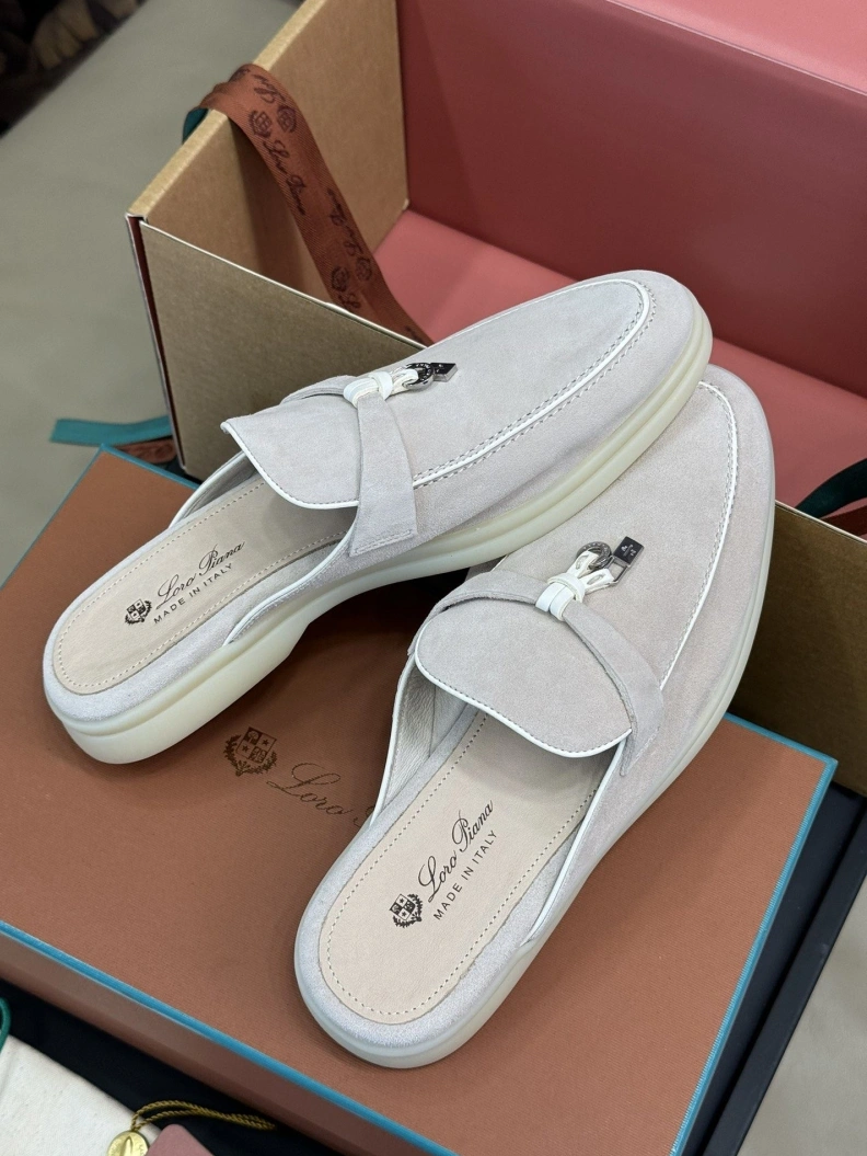 Stylish Othxr Slippers 208264