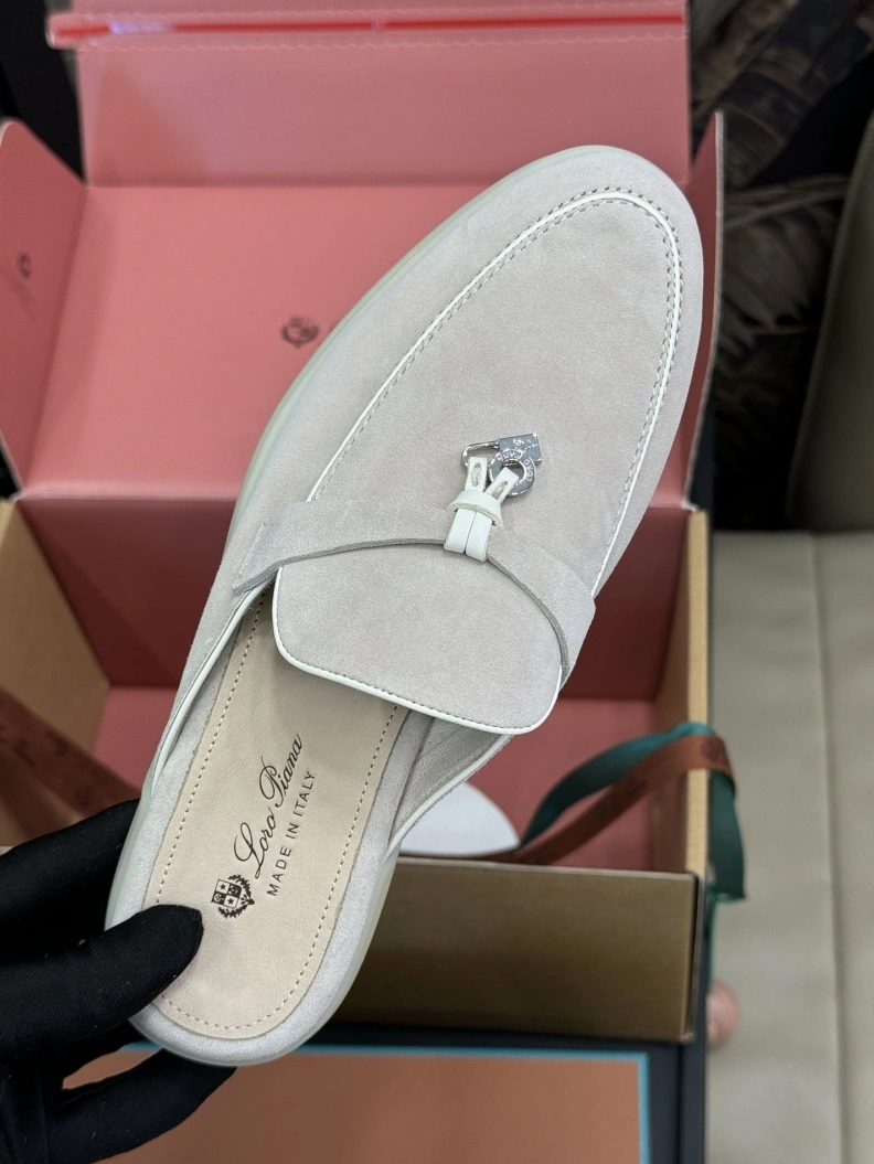 Stylish Othxr Slippers 208264