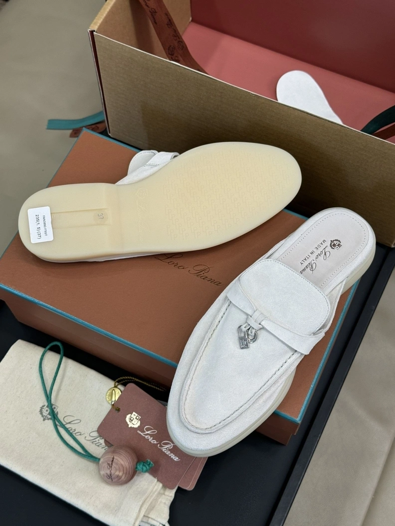 ModernLook Othxr Slippers 208265