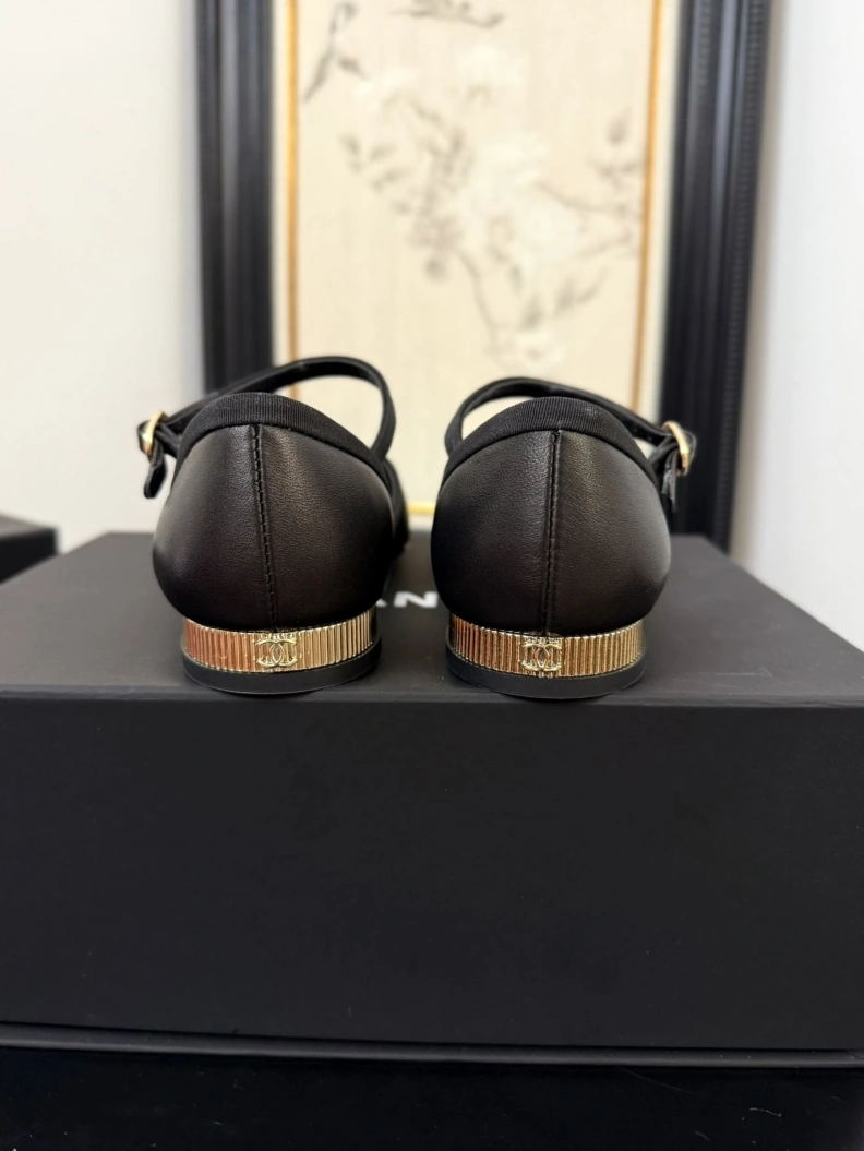 UrbanStyle Chxnxl Flat Shoes 117637