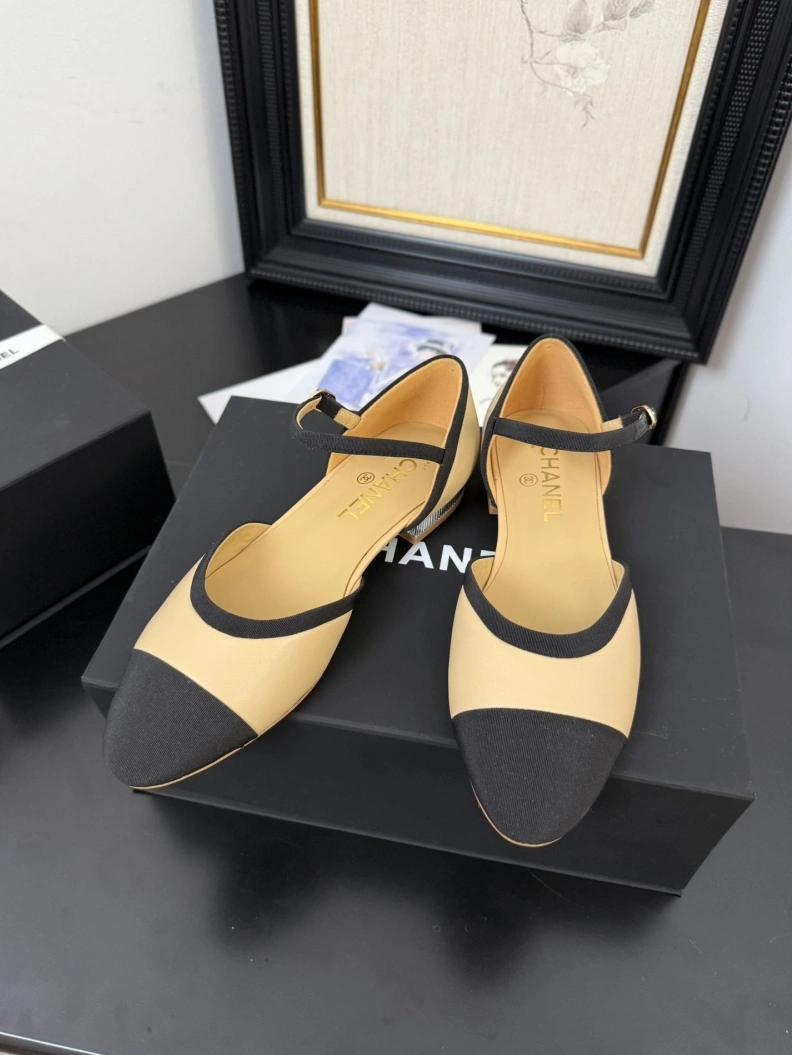EyeCatching Chxnxl Flat Shoes 117638