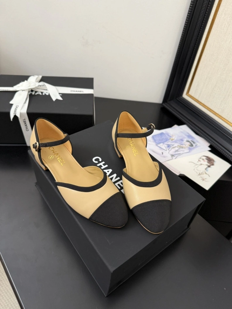 EyeCatching Chxnxl Flat Shoes 117638
