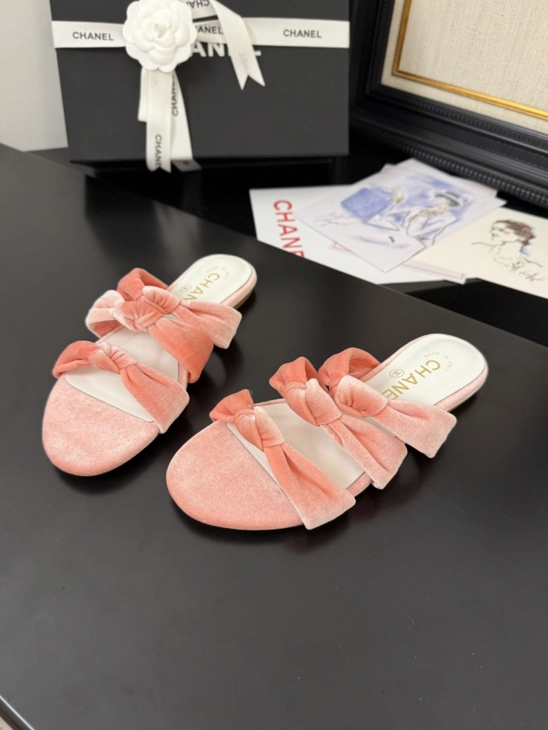 TopPick Chxnxl Slippers 117087