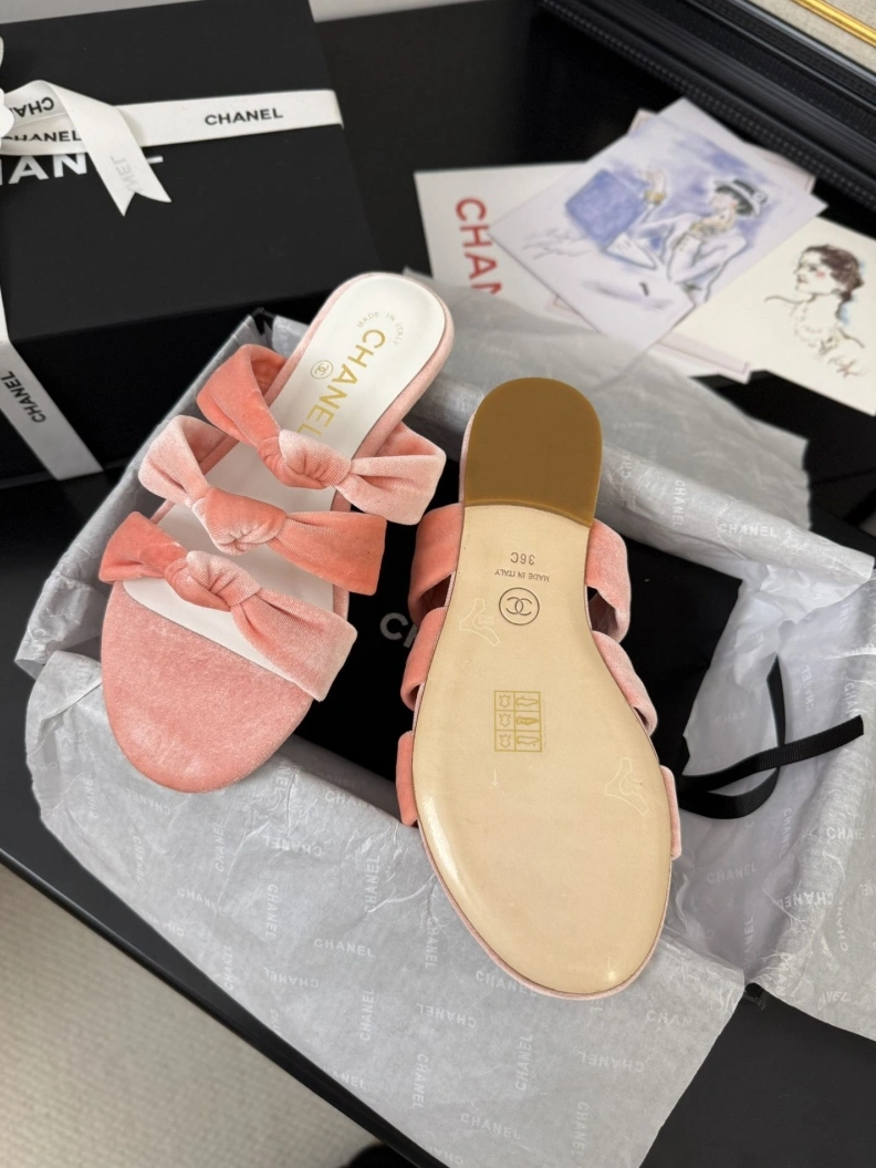 TopPick Chxnxl Slippers 117087