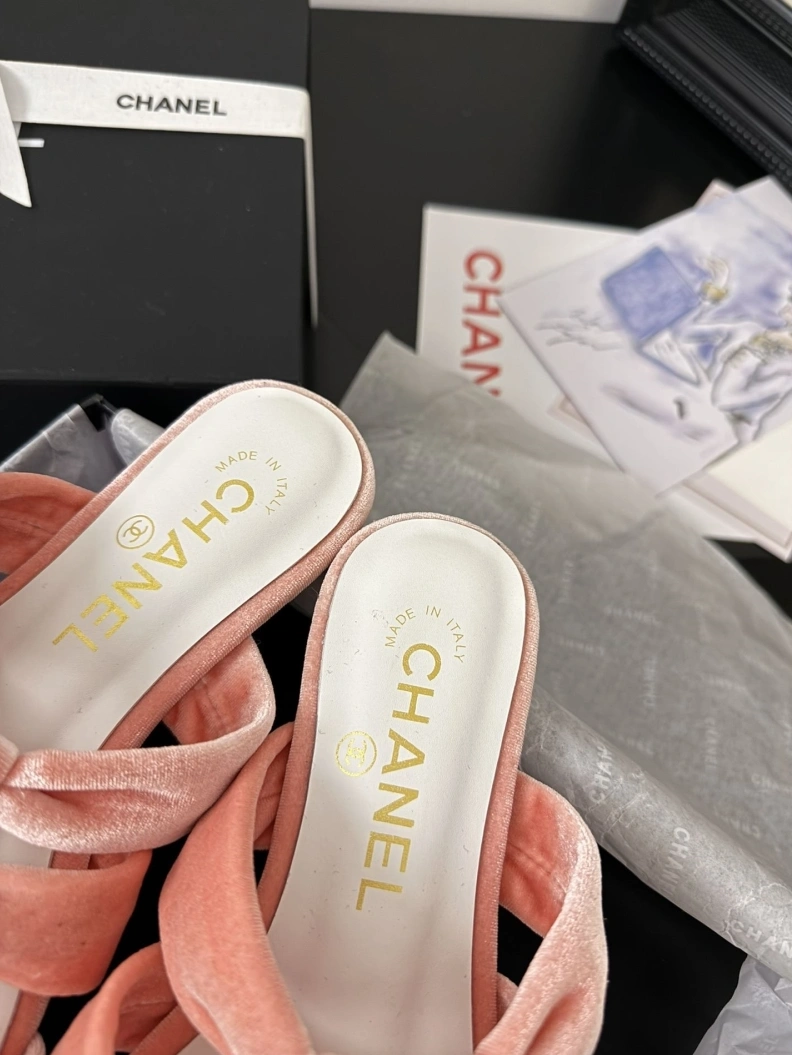 TopPick Chxnxl Slippers 117087