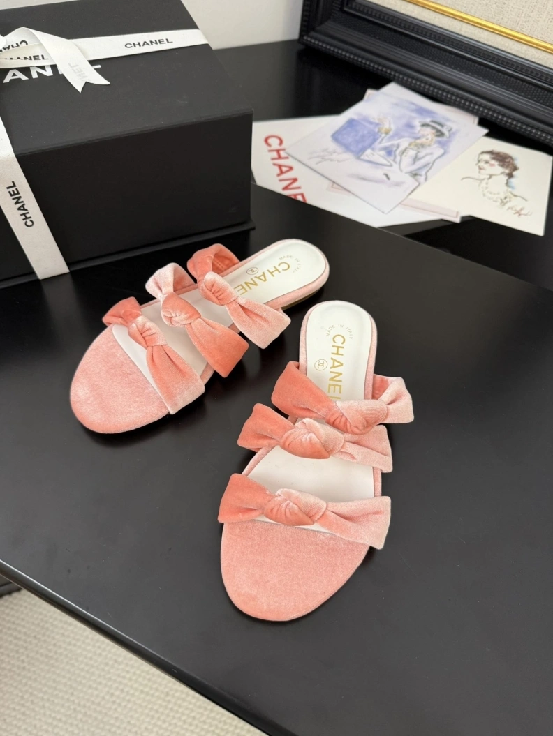 TopPick Chxnxl Slippers 117087