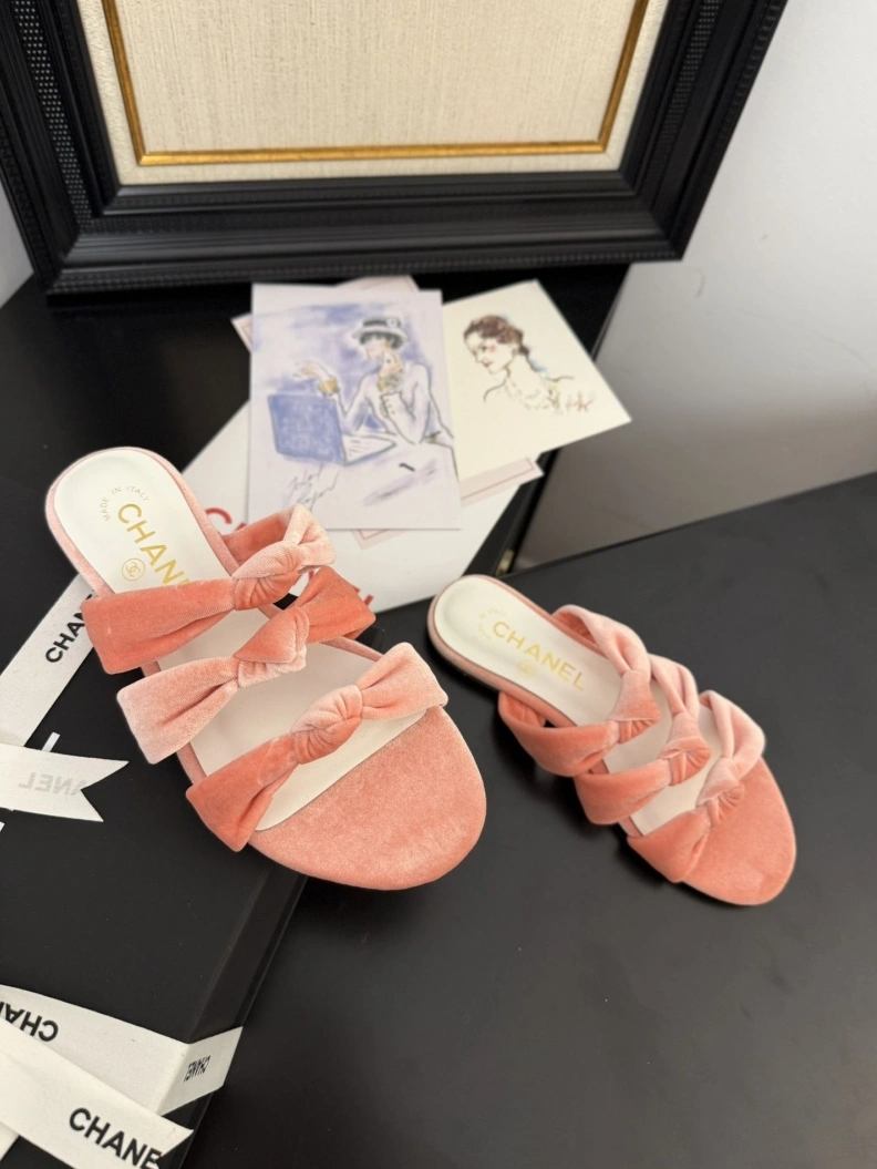 TopPick Chxnxl Slippers 117087