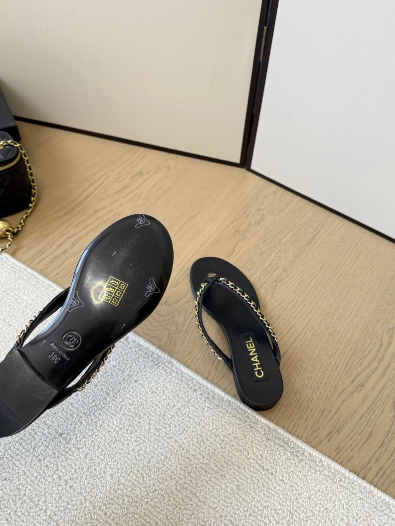 SportInspired Chxnxl Slippers 117082