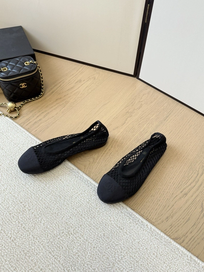 EyeCatching Chxnxl Flat Shoes 117623