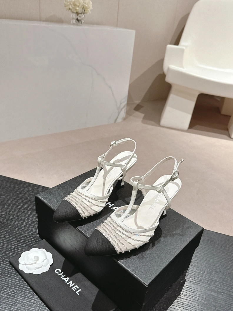 Modern Chxnxl Sandals 117442