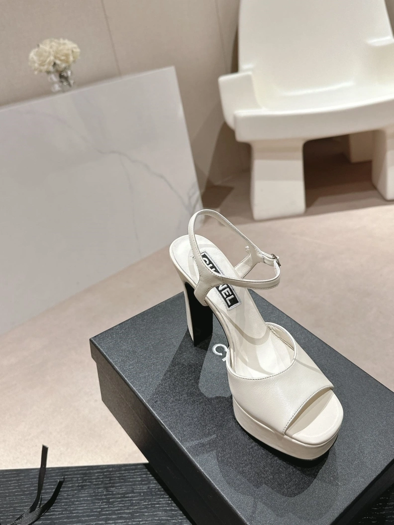 Affordable Chxnxl Sandals 117433