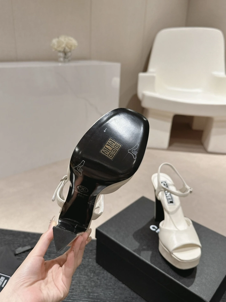 Affordable Chxnxl Sandals 117433