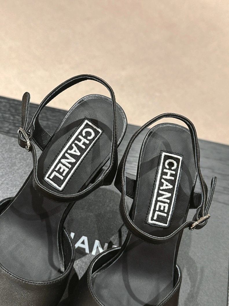 Modern Chxnxl Sandals 117432