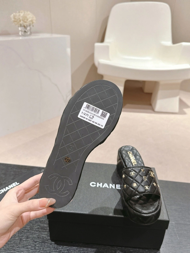 Bright Chxnxl Flat Shoes 117622