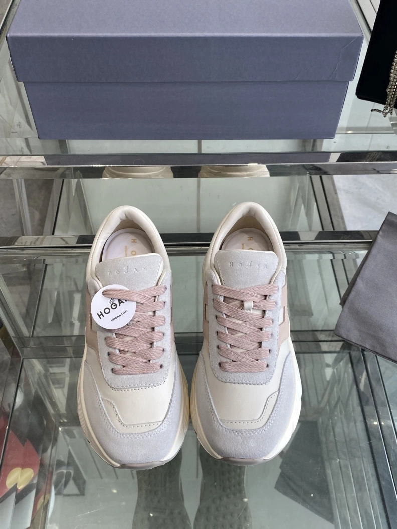 Trendsetting Hxgxn Sneakers 177084