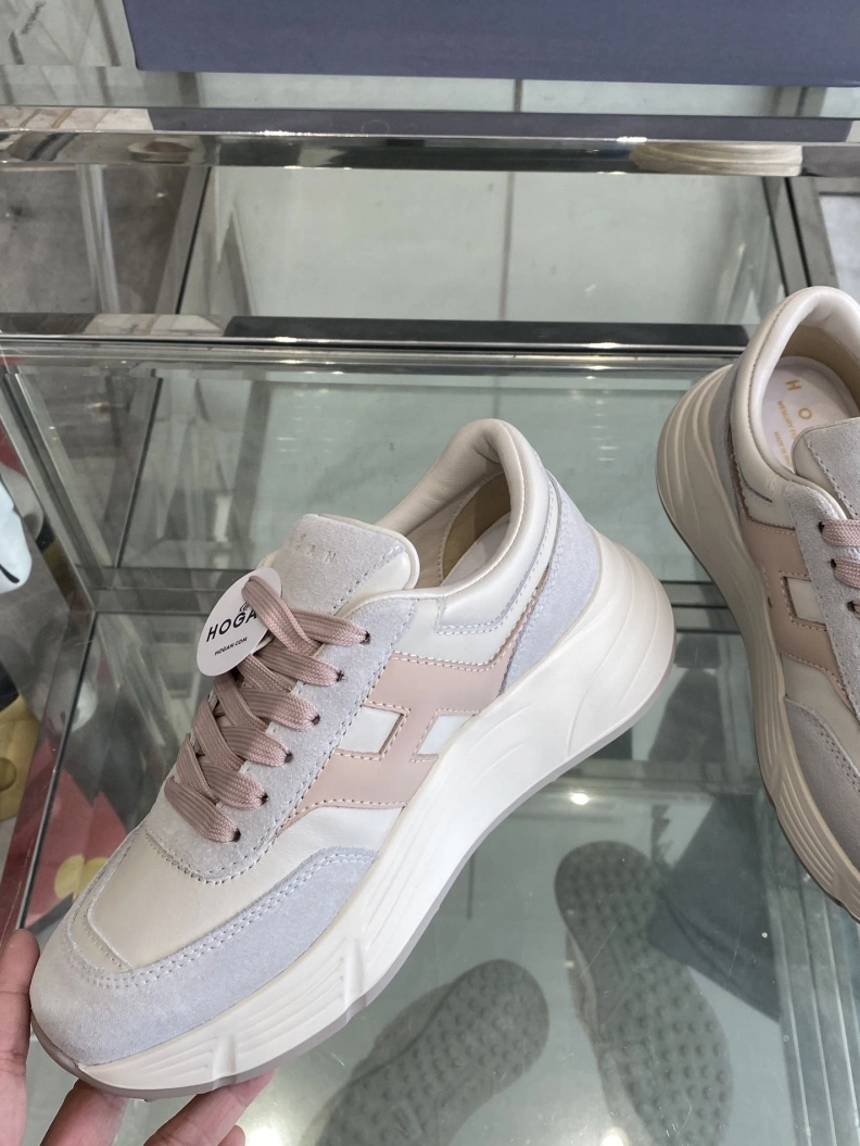 Trendsetting Hxgxn Sneakers 177084
