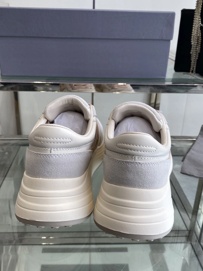 Trendsetting Hxgxn Sneakers 177084