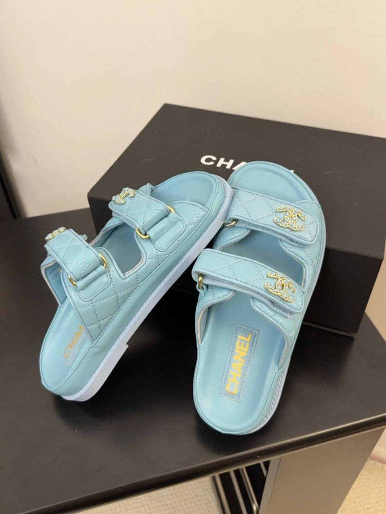 Chxnxl Sandals Vibrant 117418