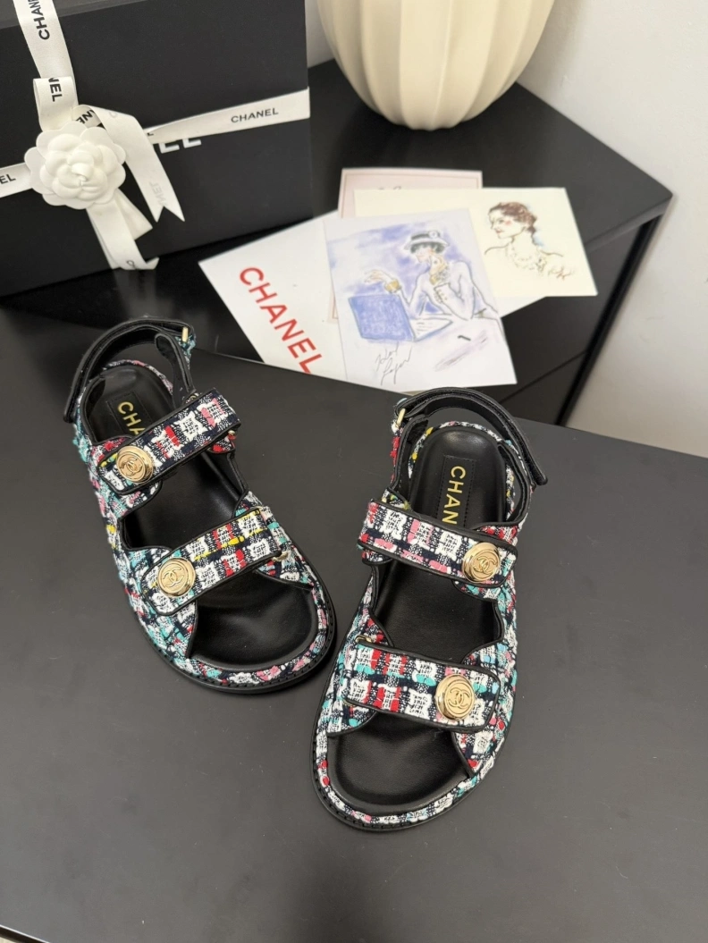 Durable Chxnxl Sandals 117414
