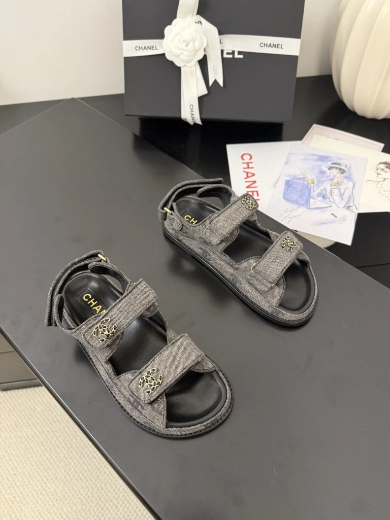Chxnxl Sandals Bold 117413