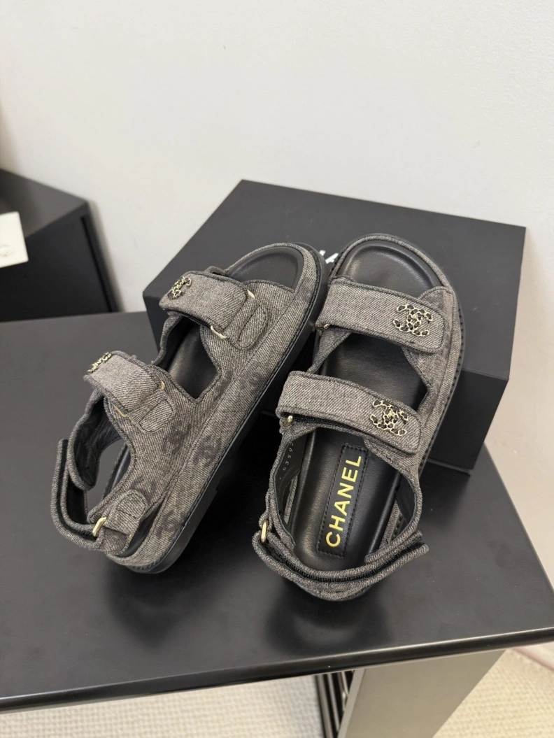 Chxnxl Sandals Bold 117413
