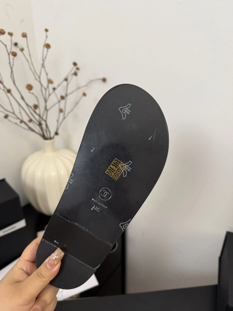 Chxnxl Sandals Bold 117413