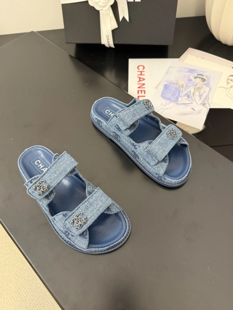 Practical Chxnxl Sandals 117409