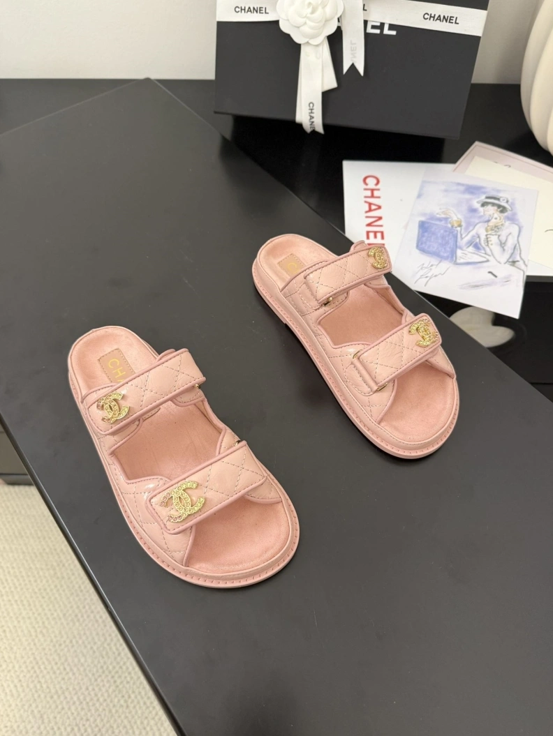 Bright Chxnxl Sandals 117401