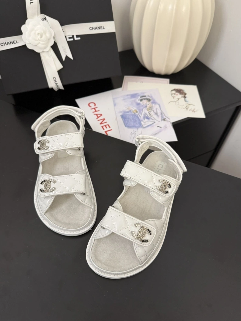 Chxnxl Sandals Resilient 117400