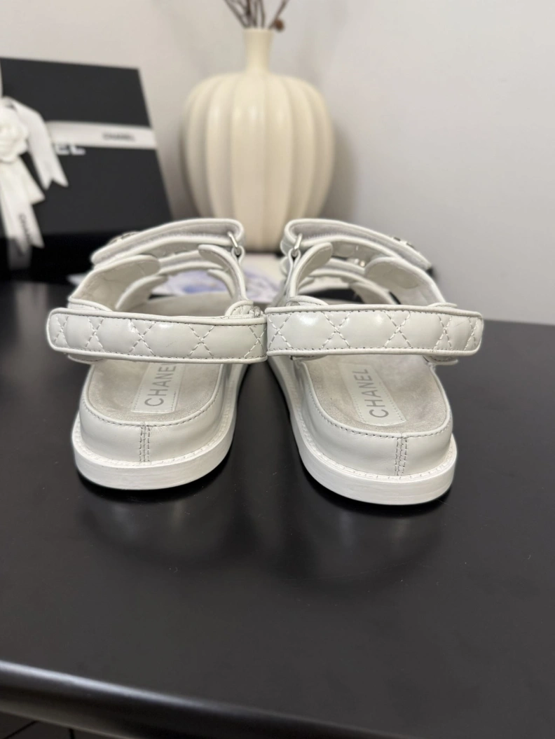 Chxnxl Sandals Resilient 117400