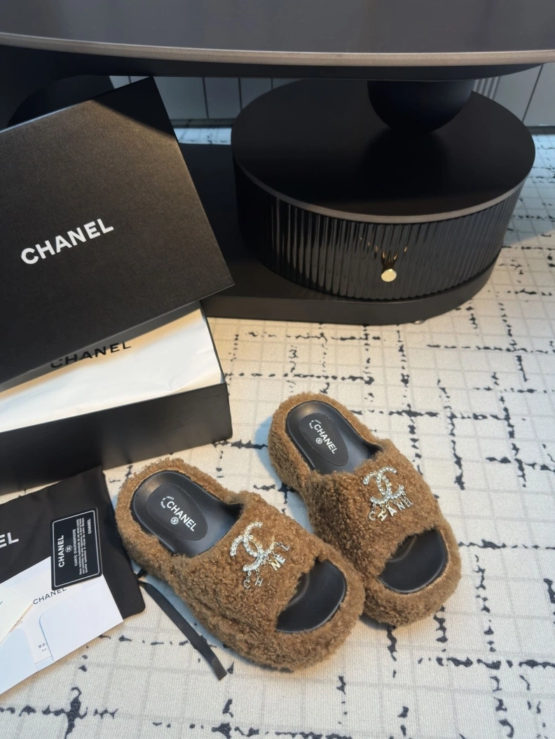 Chxnxl Slippers Modern 117073