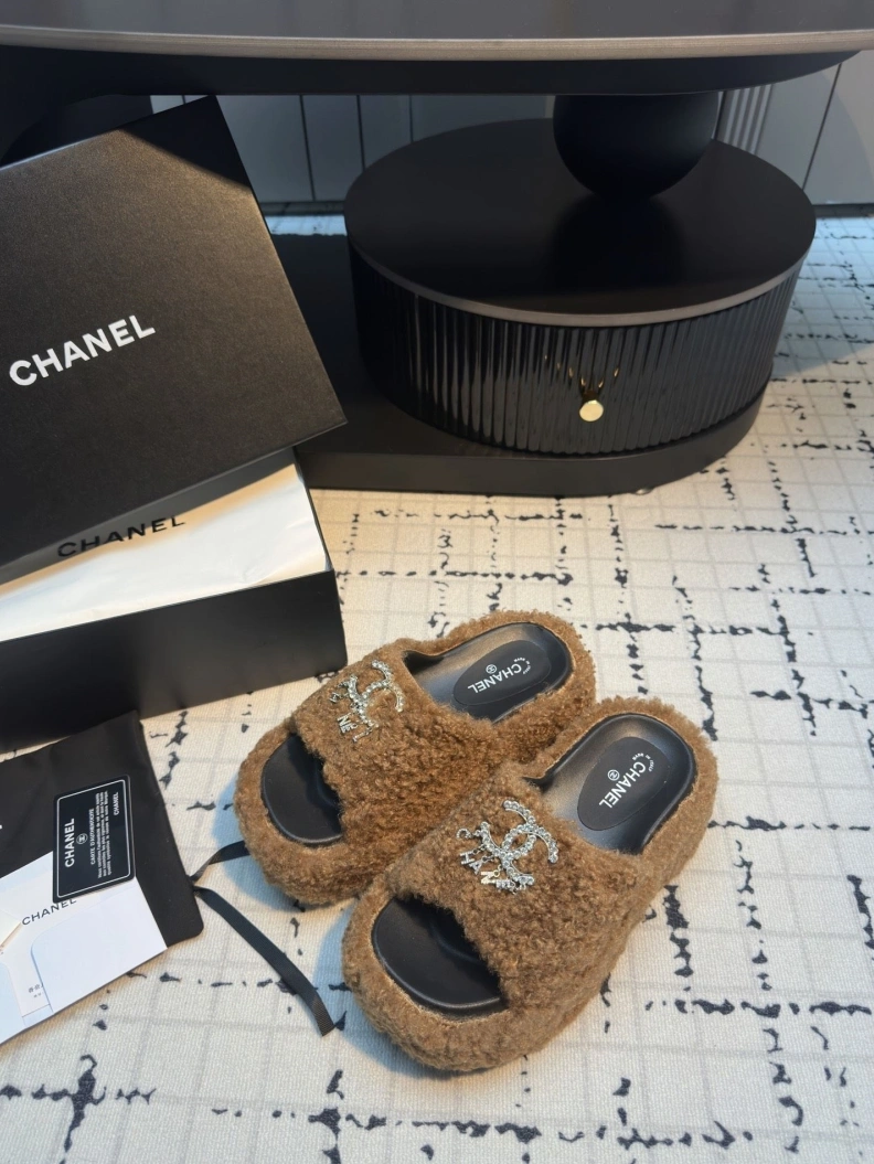 Chxnxl Slippers Modern 117073