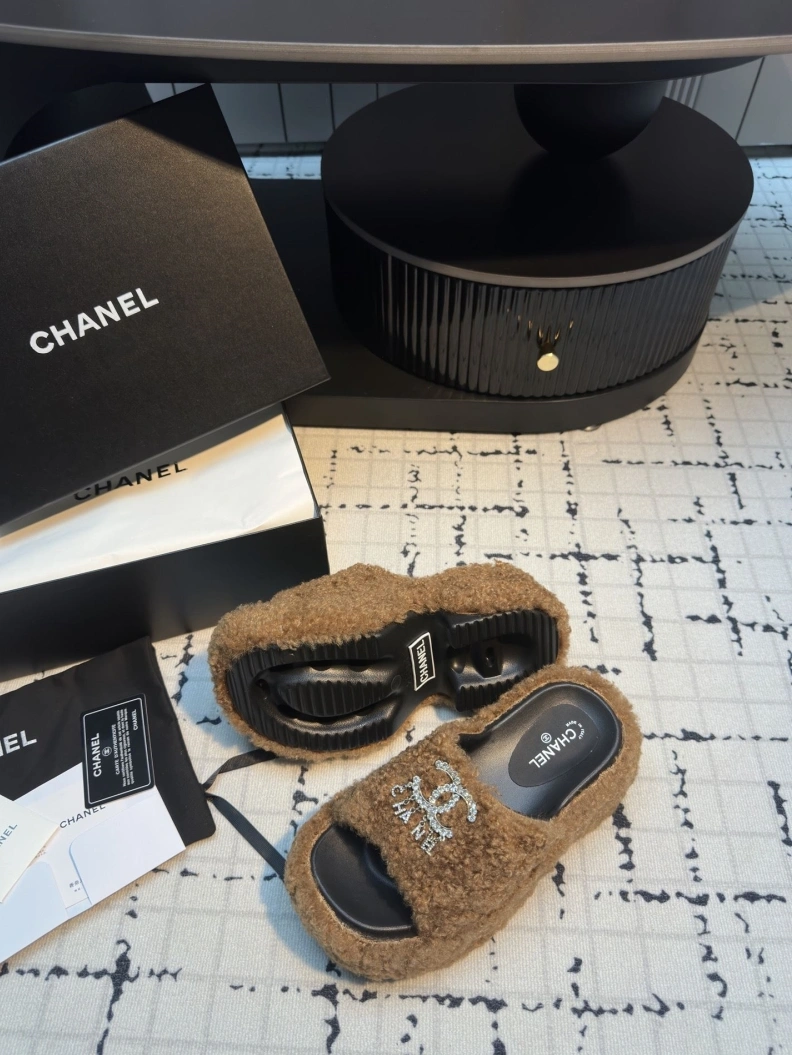 Chxnxl Slippers Modern 117073