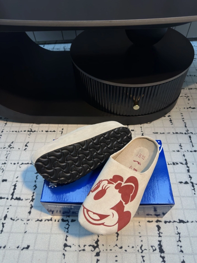 Trendy Gxccx Slippers 155105