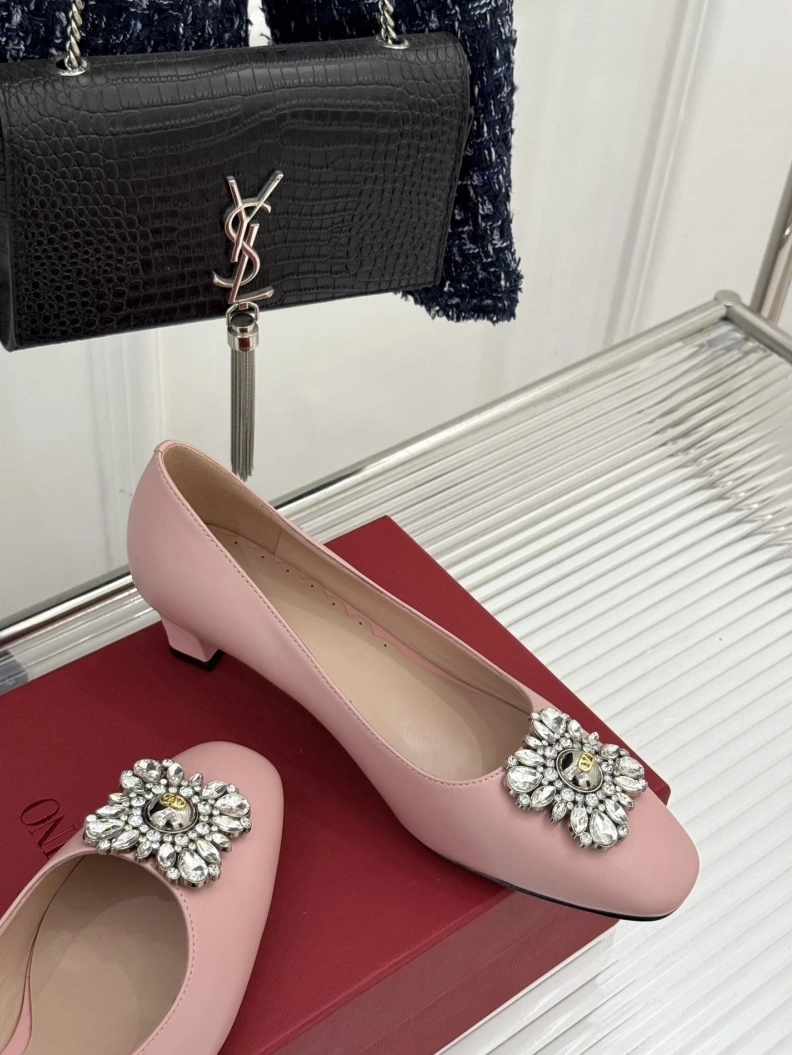 Flexible Vxlxntino flat shoes 228733