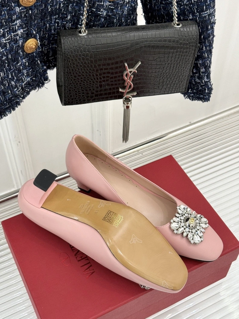 Flexible Vxlxntino flat shoes 228733