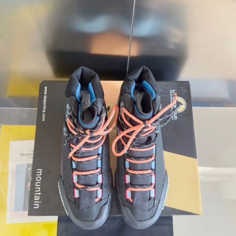 Minimalist Othxr Sneakers 209511
