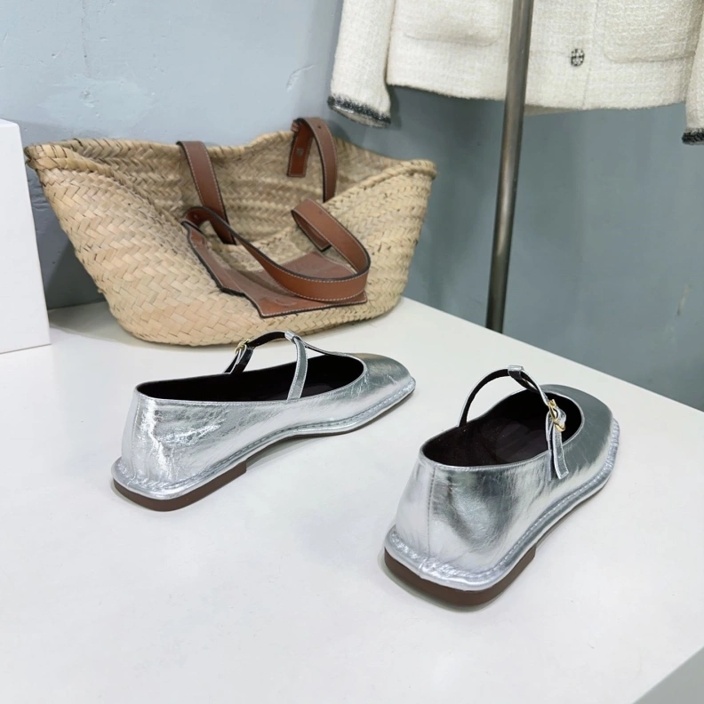 Sophisticated Othxr flat shoes 208802