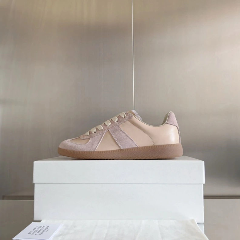 Bright Othxr Sneakers 209506