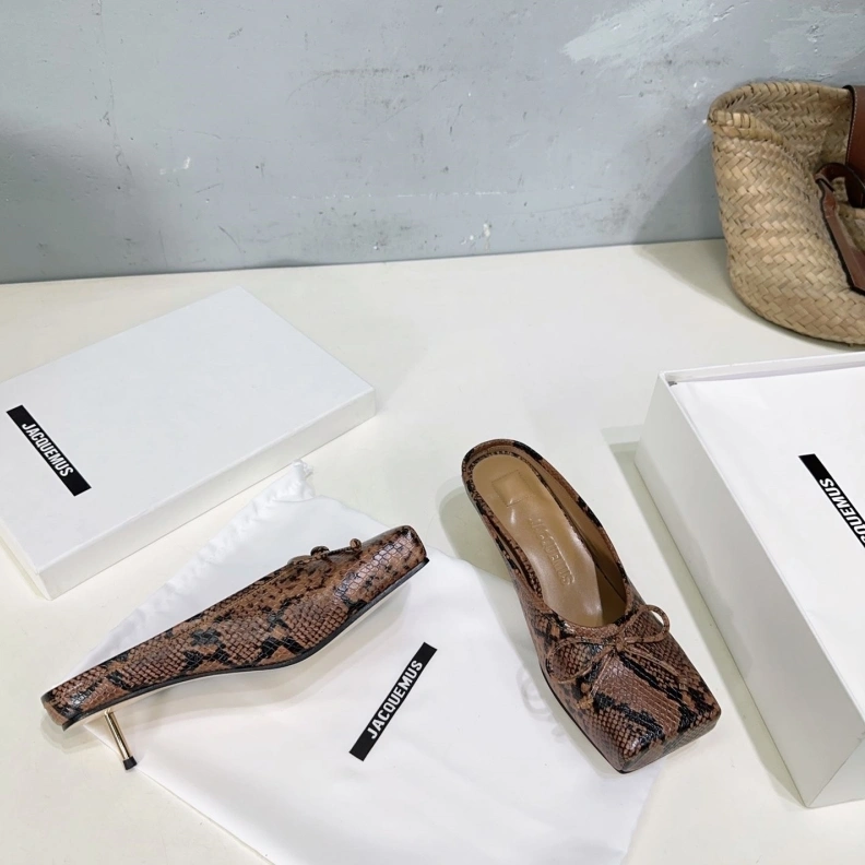 Comfortable Othxr Slippers 208250