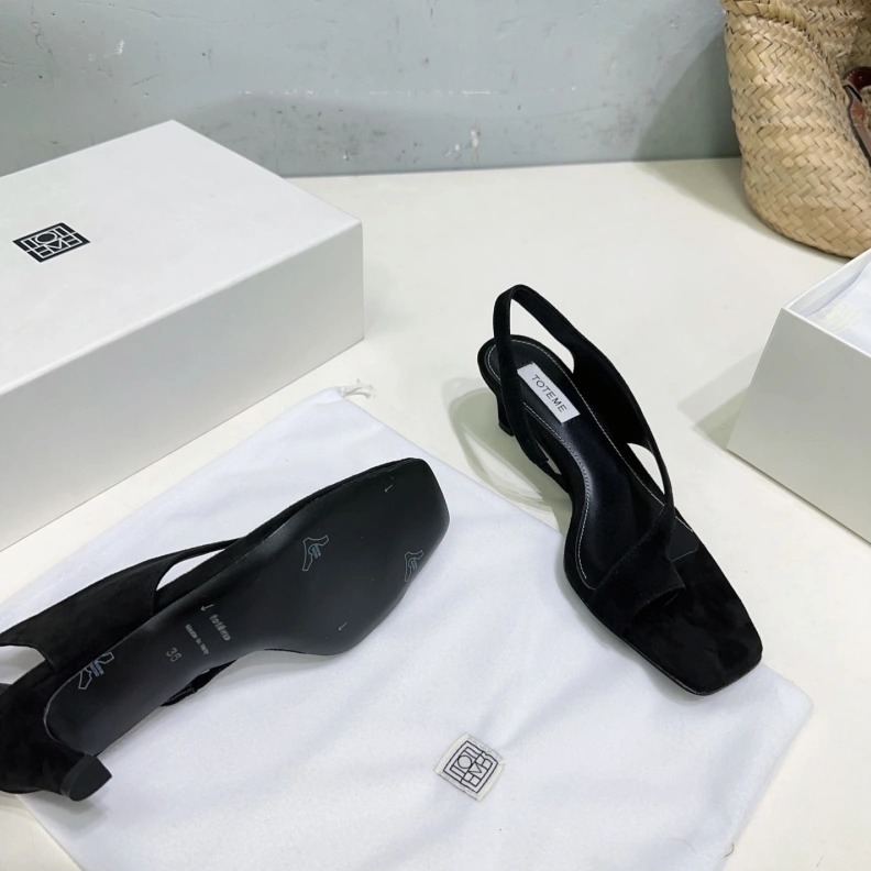 Classic Othxr Sandals 208413